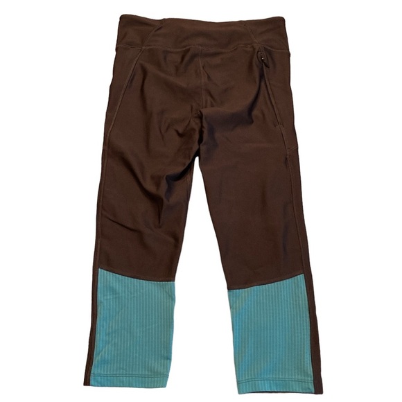 UNDER ARMOUR Womens Capri Leggings - size Medium - Picture 6 of 13